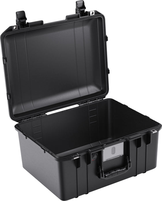 Pelican 1557 Air Case, No Foam (Black)