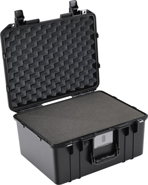 Pelican 1557 Air Case with Foam (Black)