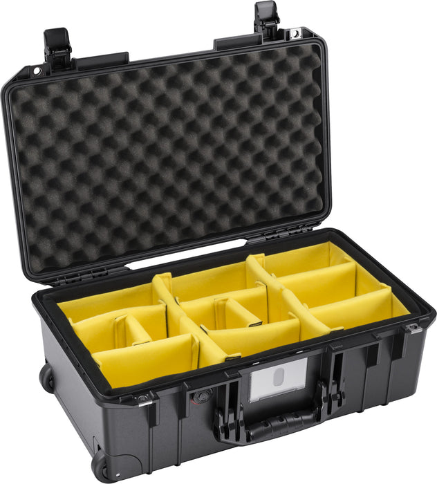 Pelican 1535 Air Case with Padded Dividers (Black)