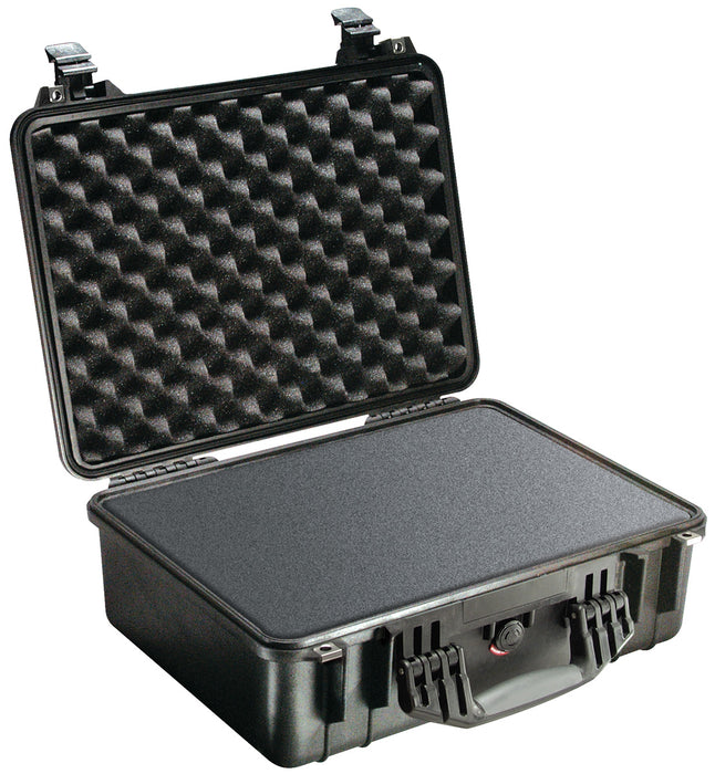 Pelican 1520 Case with Foam (Black)