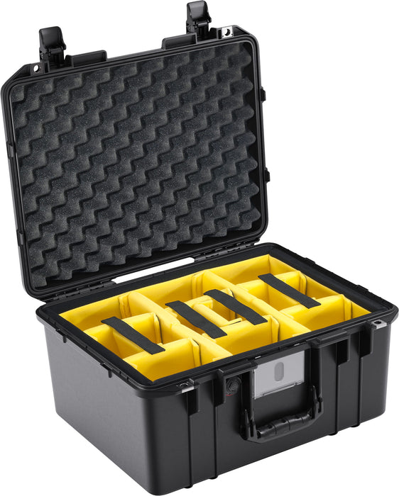 Pelican 1557 Air Case with Padded Dividers (Black)