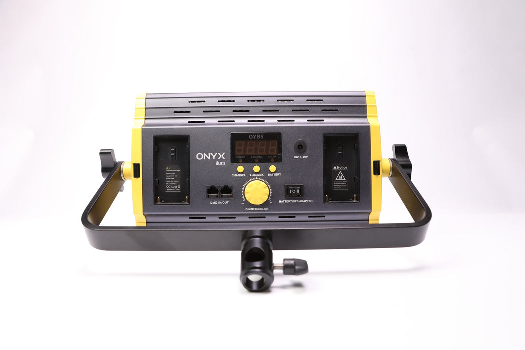 ikan Onyx Half x 1 Bi-Color 3200K - 5600K Aluminum LED Light  (DISPLAY)