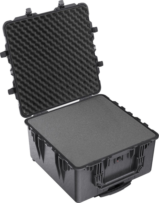 Pelican 1640 Case with Foam (Black)