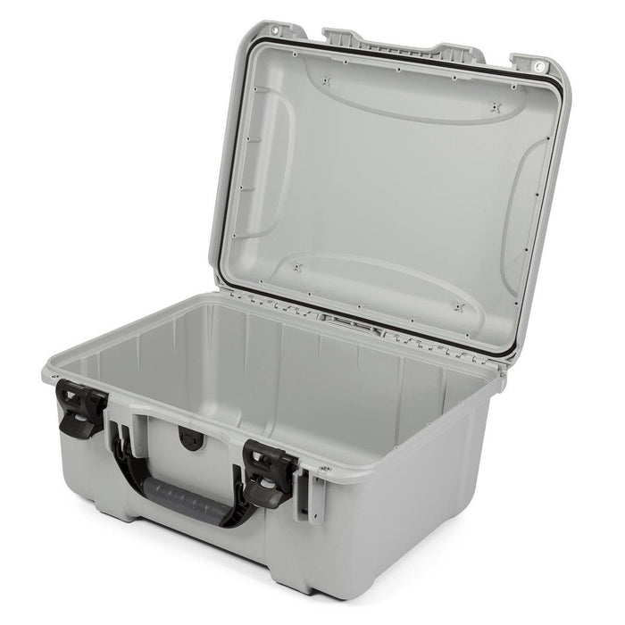 Nanuk 933 Hard Case with padded divider (Silver)