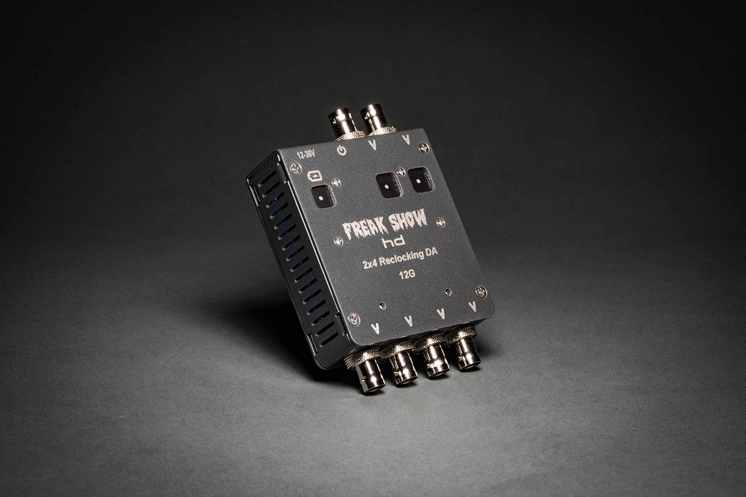 Freakshow HD 2x4-L SW DA 2x4 12G HD-SDI Reclocking Video Distribution Amplifier with Built In Li-Ion Battery