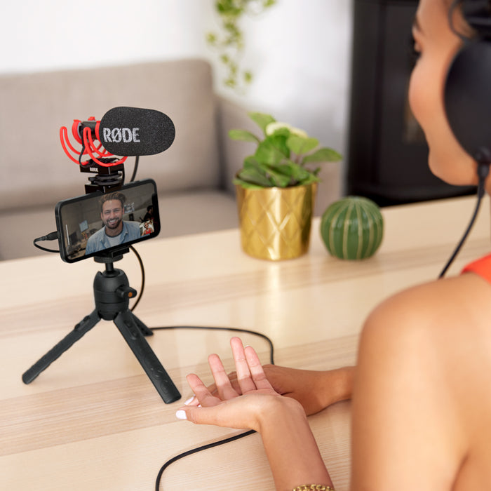 Rode VideoMic GO II - Lightweight Directional Microphone, Analog and Digital output (3.5mm & USB-C)