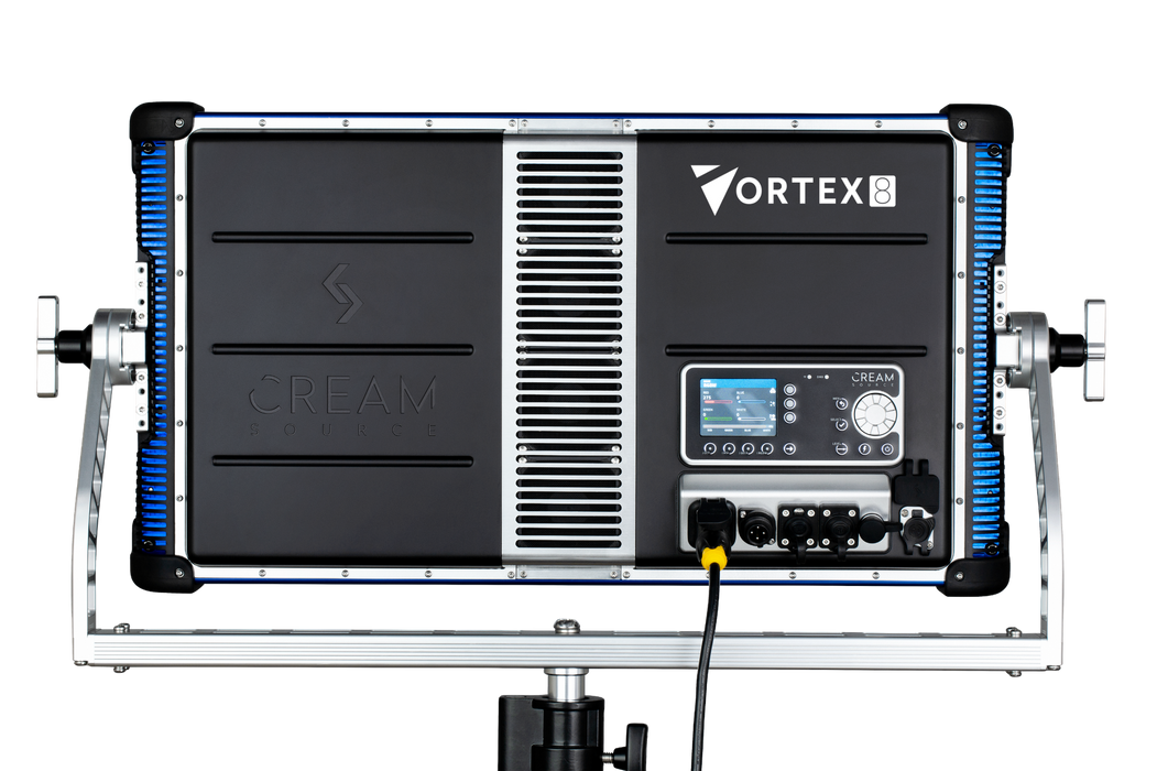 Creamsource Vortex8 650W Colour Including Yoke, Hardcase and Dome