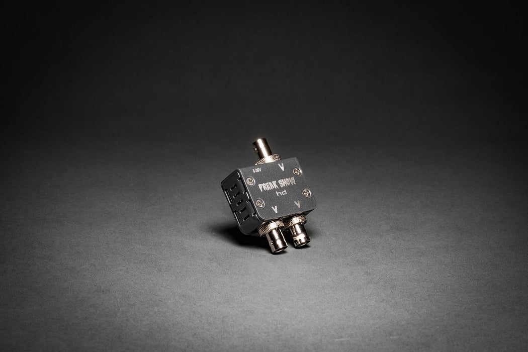 Freakshow HD MSX2-L 1x2 Microsplit Reclocking DA 12G / 3G SDI Splitter - LEMO Power Connector