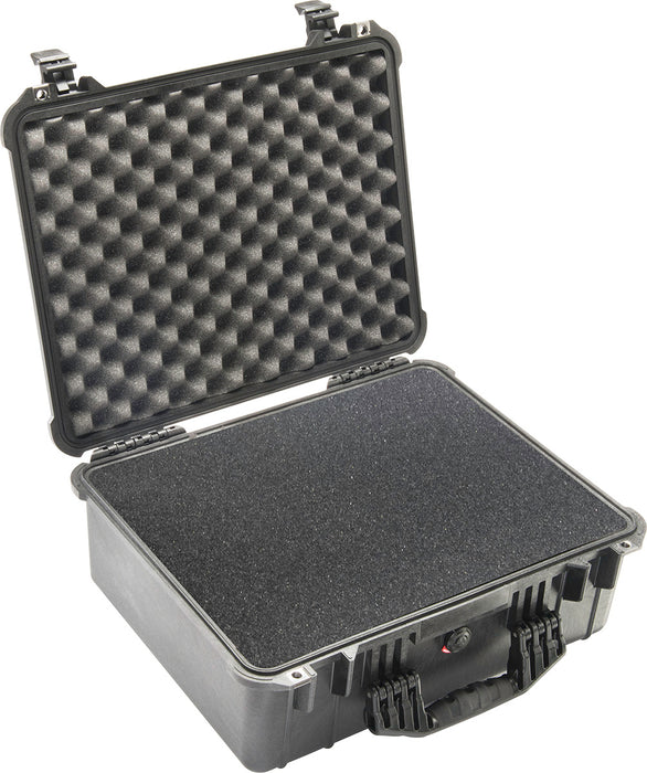 Pelican 1550 Case with Foam (Black)